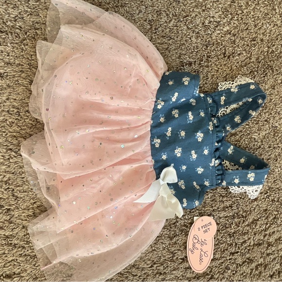 24 month toddler girls spring/summer dress bundle | 4 pieces total - Picture 6 of 11